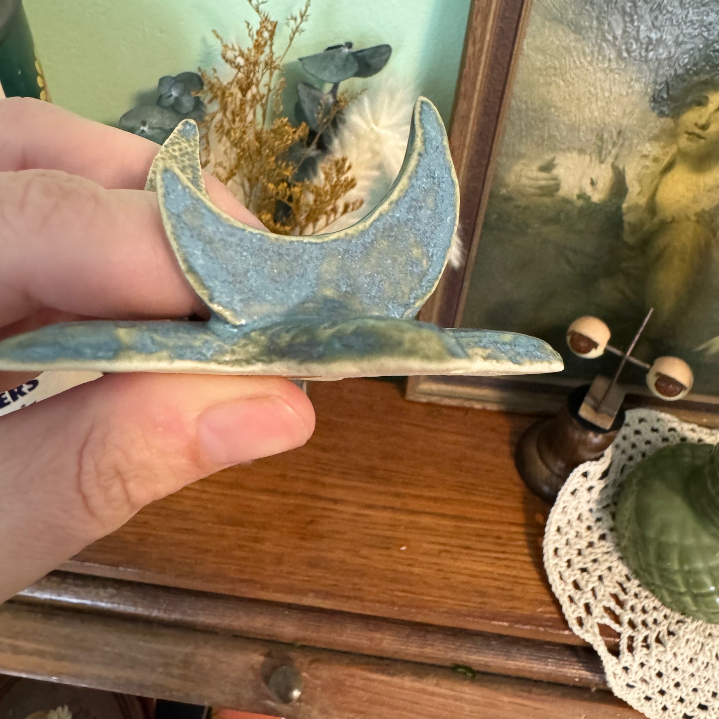 Handmade ceramic crescent moon and star tarot card holder. *SECONDS*