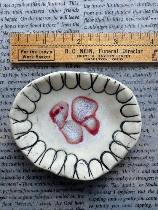 Ceramic teeth and bloodspot trinket dish 03