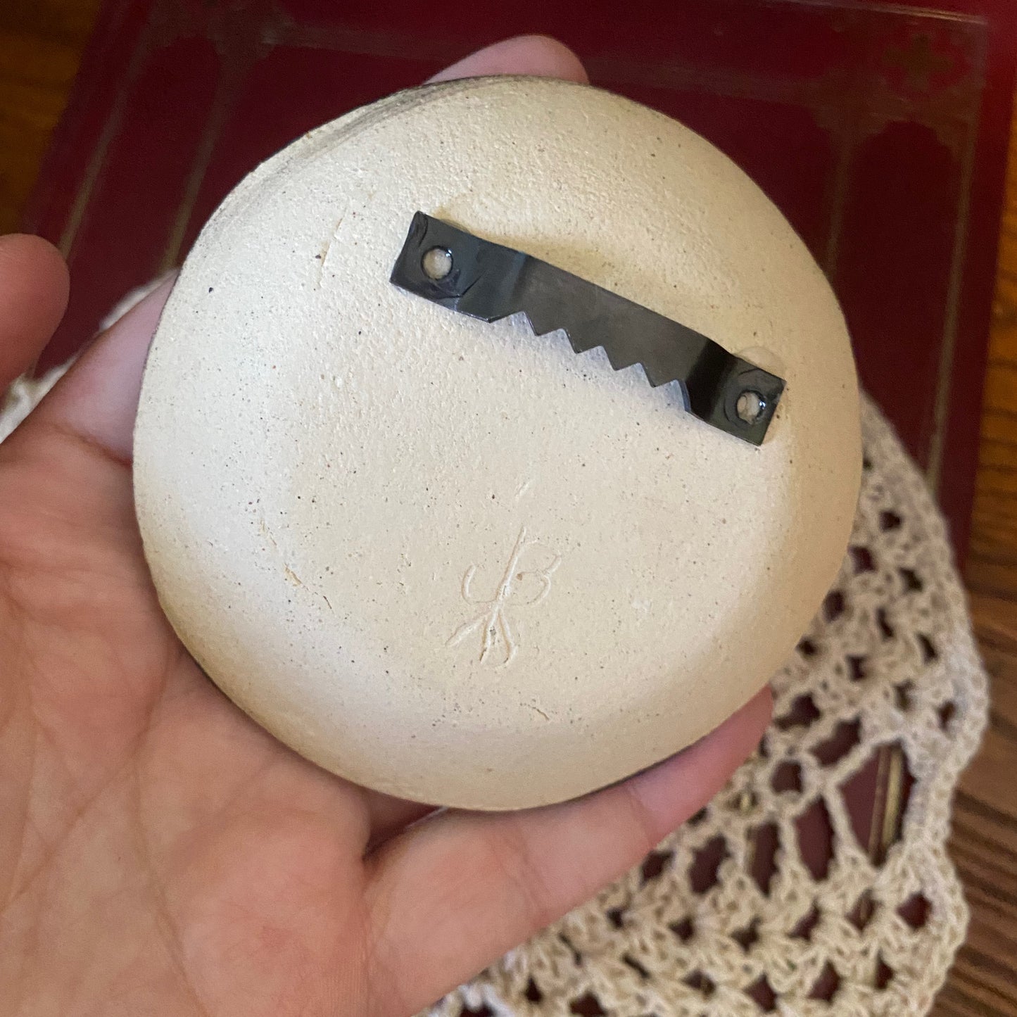 Mini round Cottage Garden Ghost Portrait - Billy