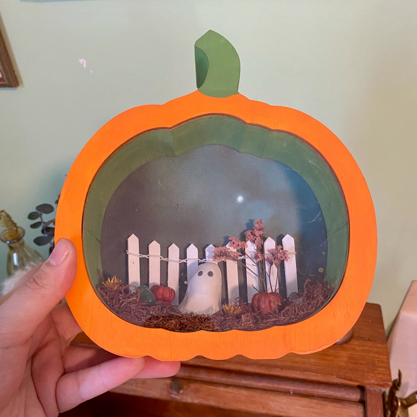 Pumpkin patch ghost shadow box