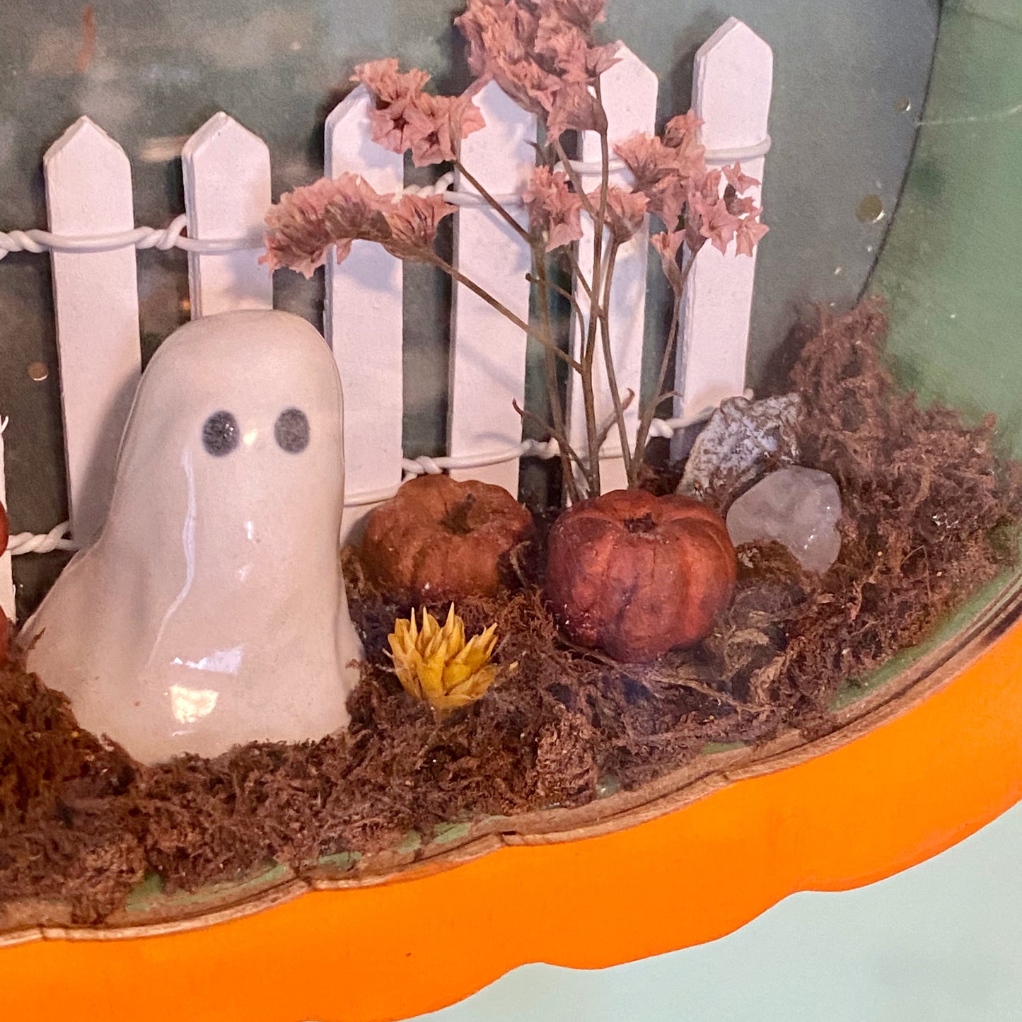 Pumpkin patch ghost shadow box