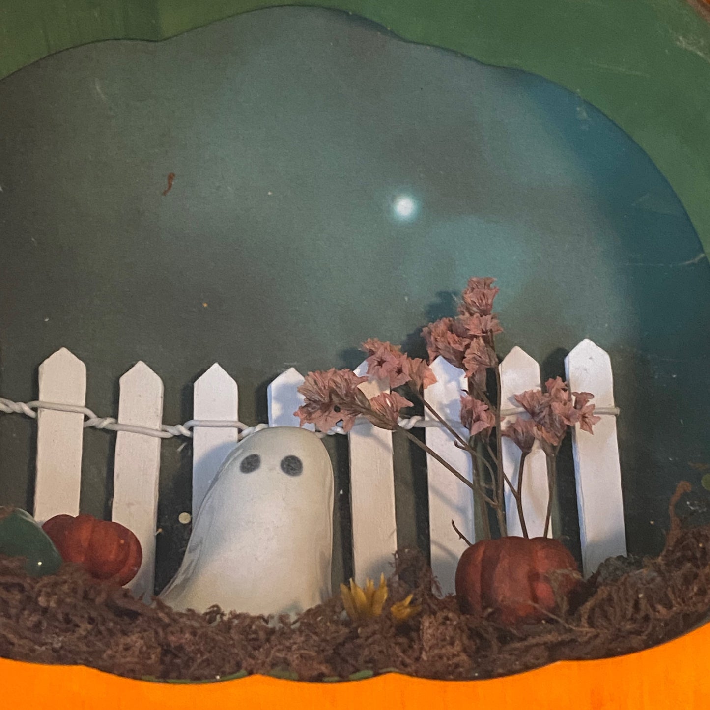 Pumpkin patch ghost shadow box