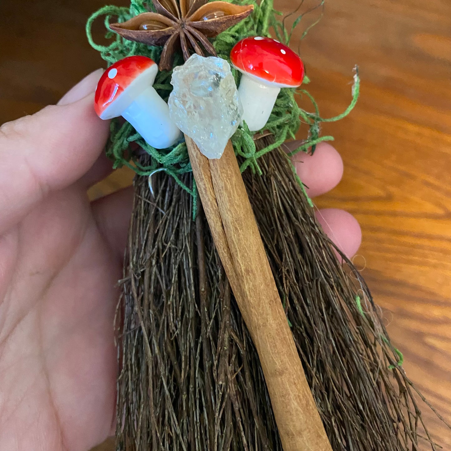 Scented moss and mushroom blessing broom