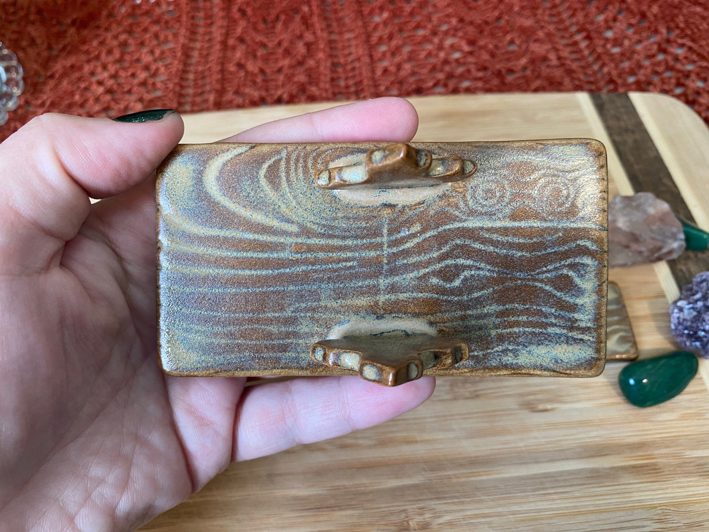 Handmade ceramic leaves tarot holder set- includes tarot stand for card of the day & tarot deck holder. Autumn forest witch altar decor gift