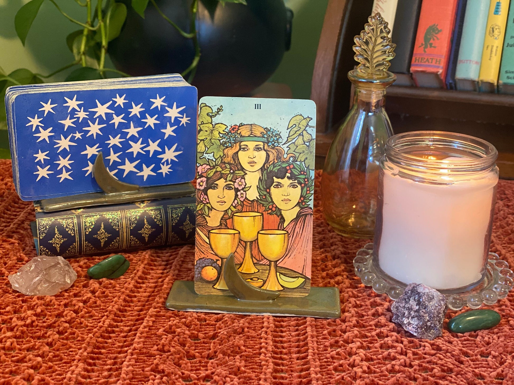 Handmade ceramic crescent moon tarot holder set- includes tarot stand for card of the day & tarot deck holder. Lunar witch altar decor gift