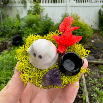 Witch with Cauldron Mini Ghost Garden