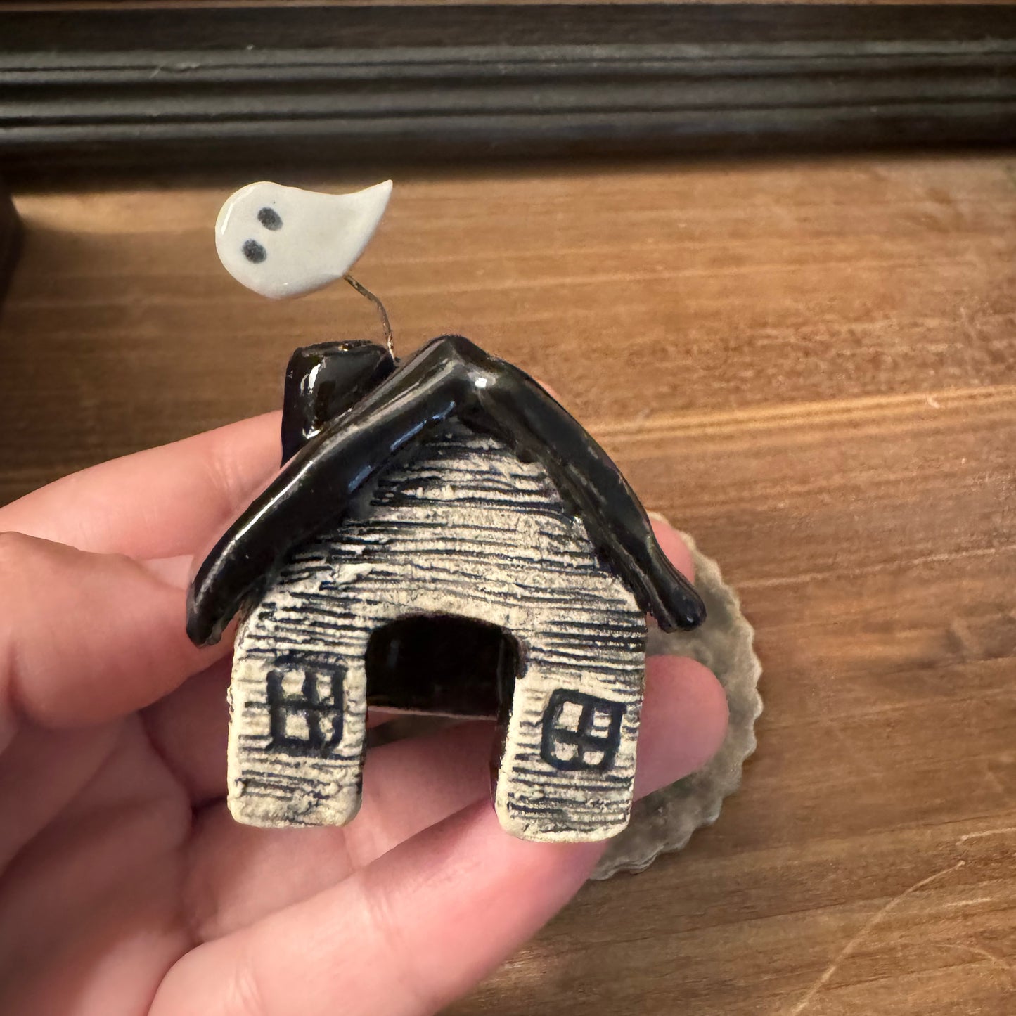 Ceramic haunted cabin incense burner