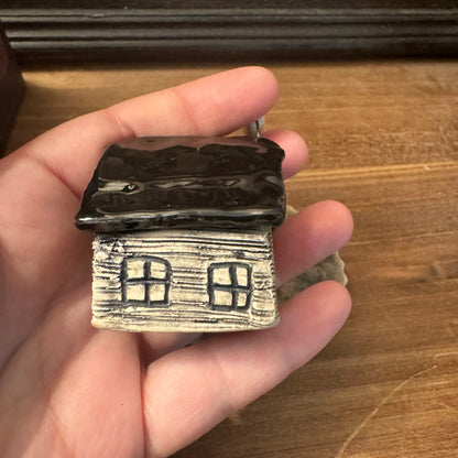 Ceramic haunted cabin incense burner