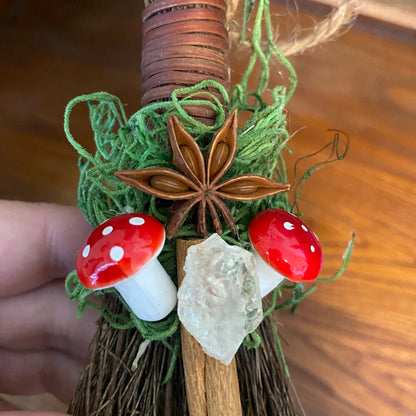 Scented moss and mushroom blessing broom