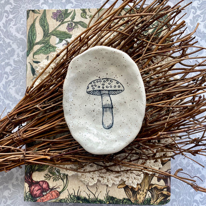 Mushroom trinket dish