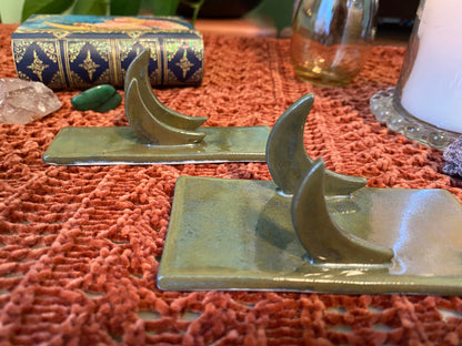 Handmade ceramic crescent moon tarot holder set- includes tarot stand for card of the day & tarot deck holder. Lunar witch altar decor gift