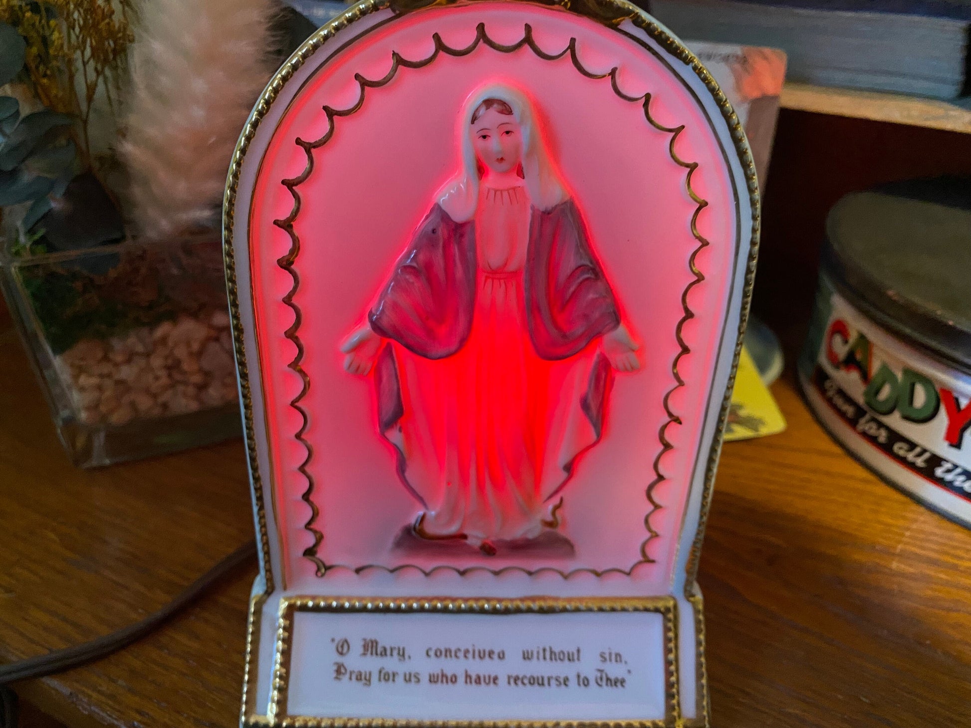Vintage Virgin Mary lamp. Small ceramic Virgin mary night light. Vintage religious decor. Catholic kitsch. Gift for baby nursery, communion.