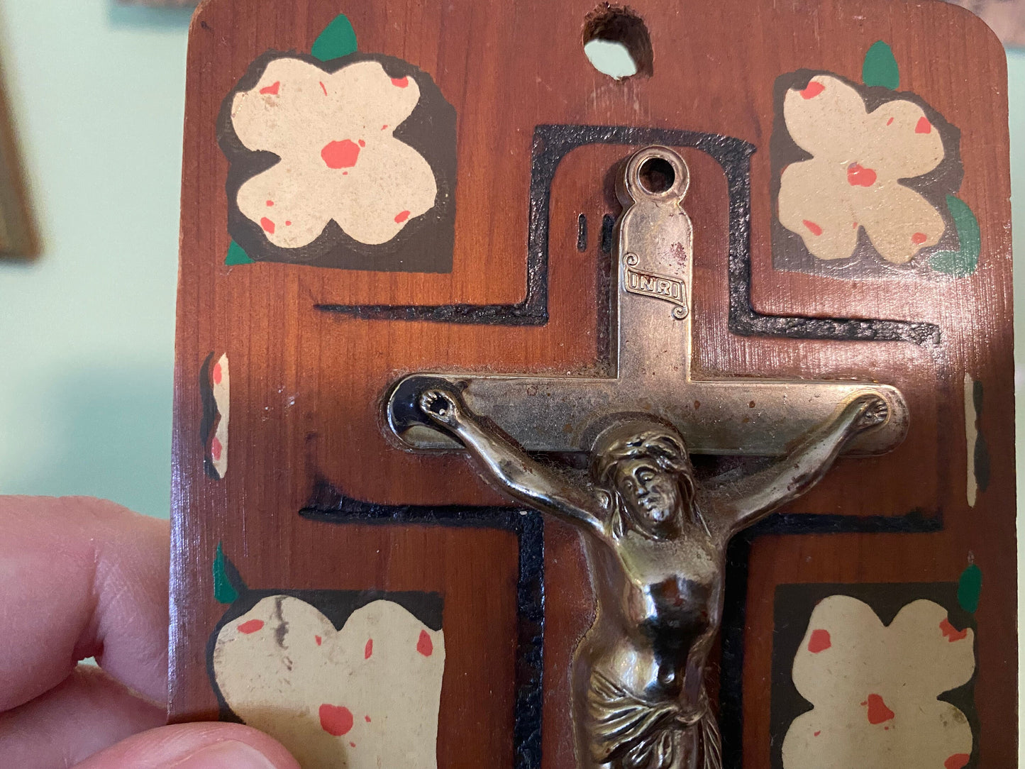 Vintage Legend of the Dogwood Crucifix wall hanging. Religious home decor. Catholic kitsch. Christian Easter gift. Grandmacore aesthetic