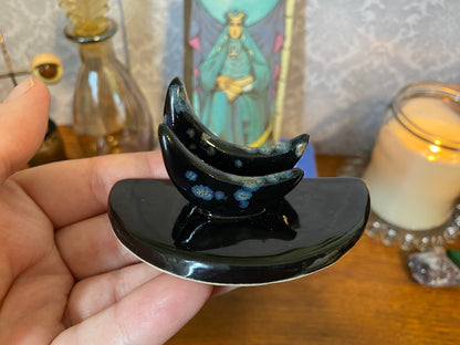 Handmade ceramic crescent moon tarot card holder. *SECONDS* Tarot stand for card of the day daily one card draw. Lunar witch altar decor